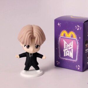 Jungkook Tiny Tan BTS Figurine 2025 McDonald's Collection NWT